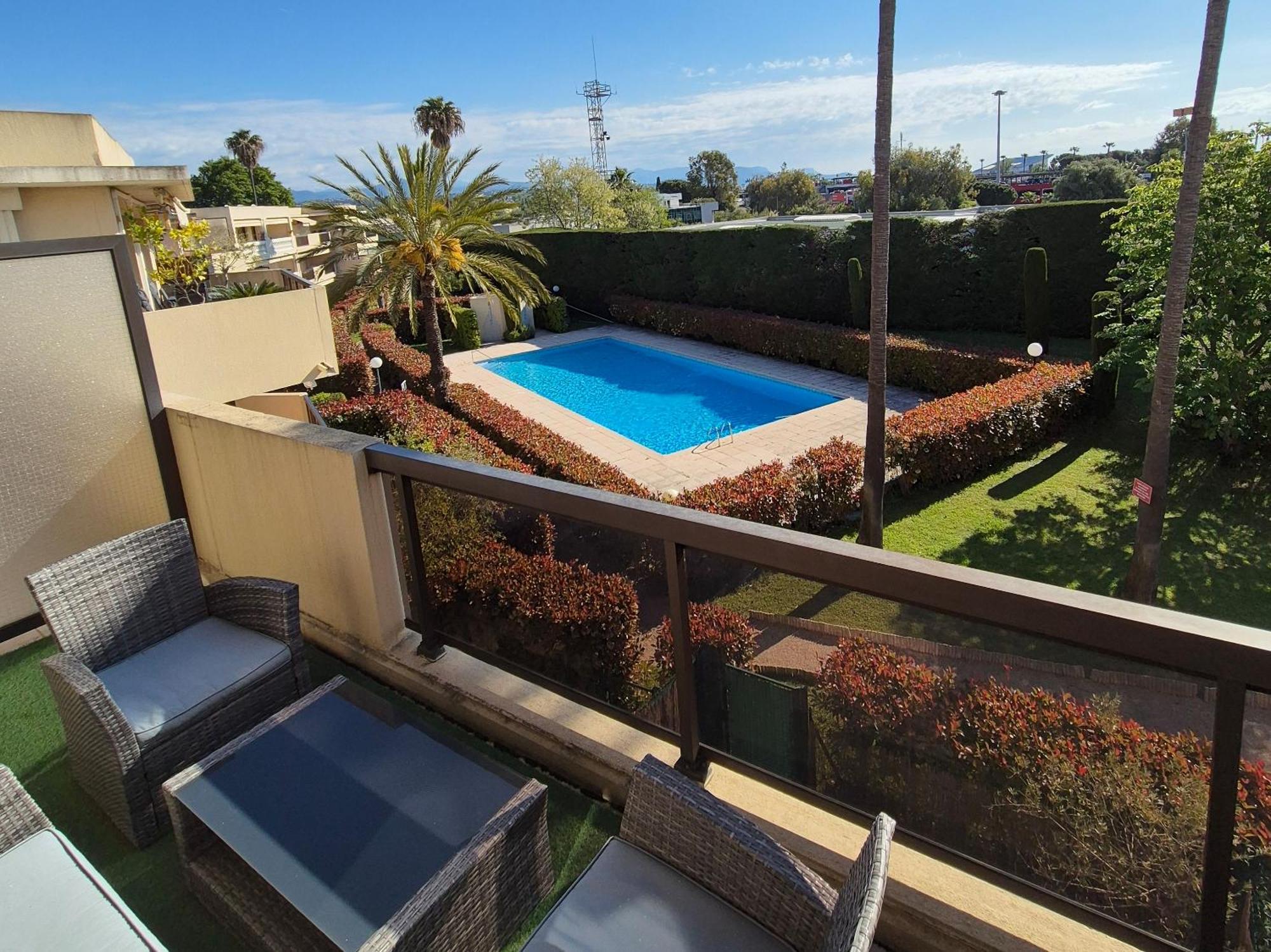 Superbe T2 - 200m De La - Piscine - Parking Apartment *