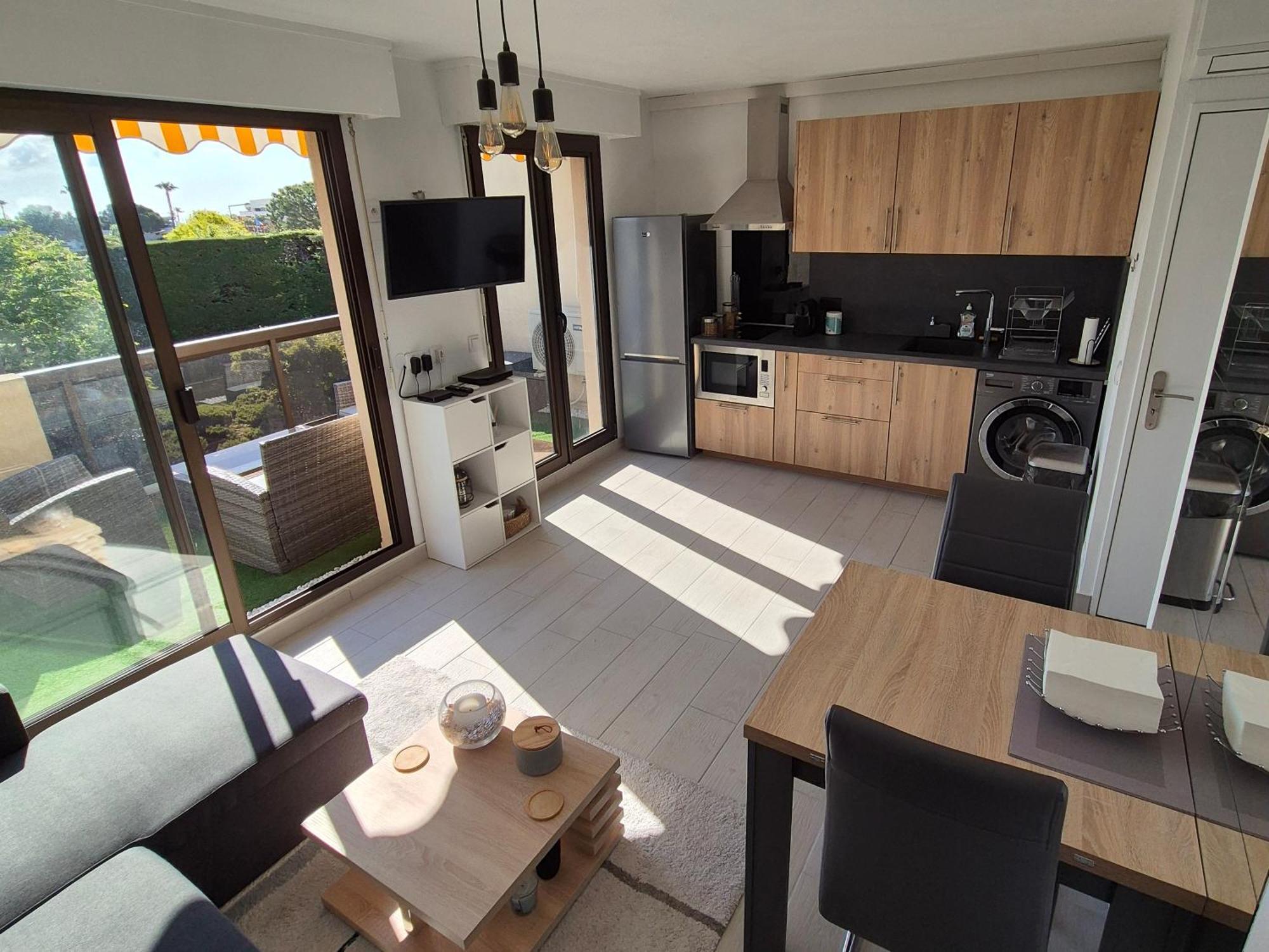 Apartment Superbe T2 - 200m De La - Piscine - Parking