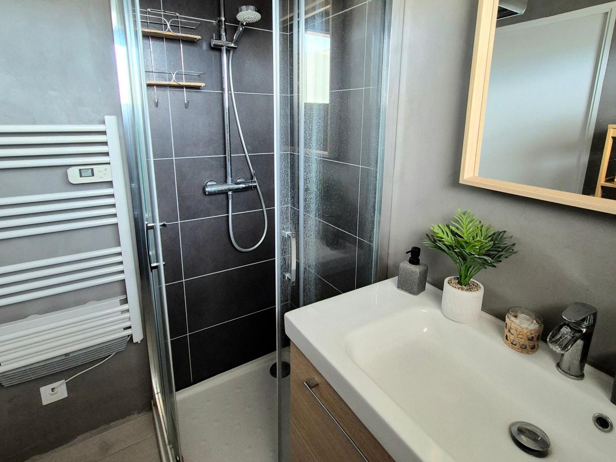 Apartment Superbe T2 - 200m De La - Piscine - Parking *